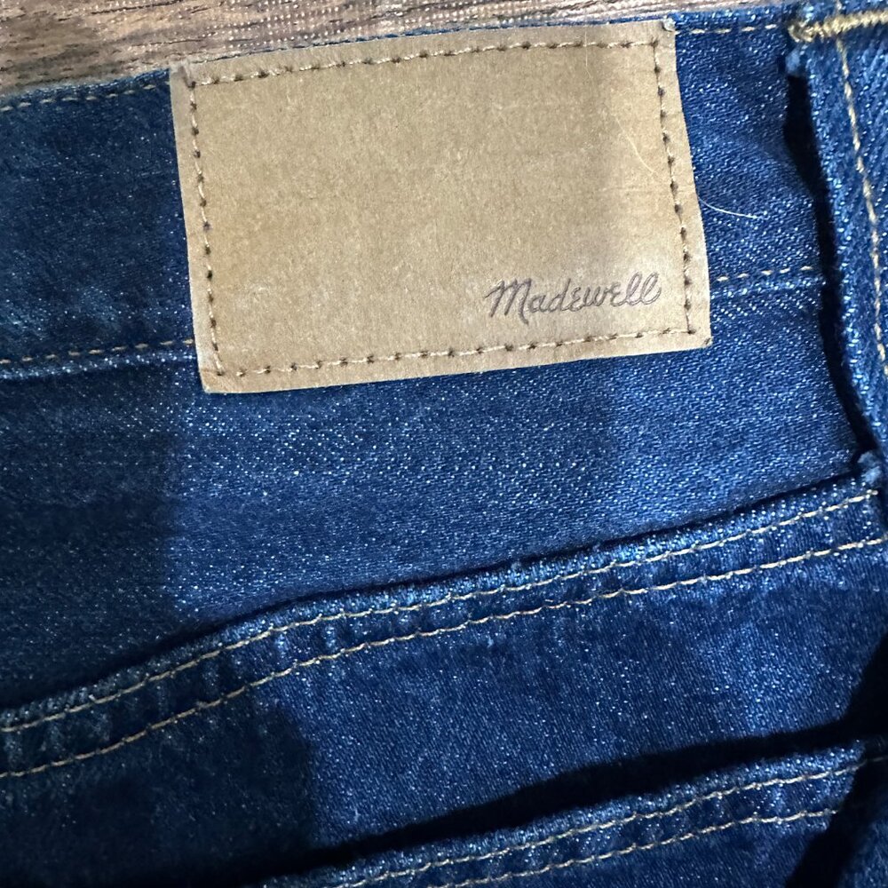 Madewell Baggy Tapered Jeans in in Dressler Wash - Size 23" - Picture 9 of 14
